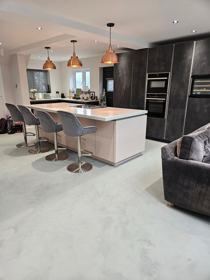 Microcement flooring for a seamless finish
